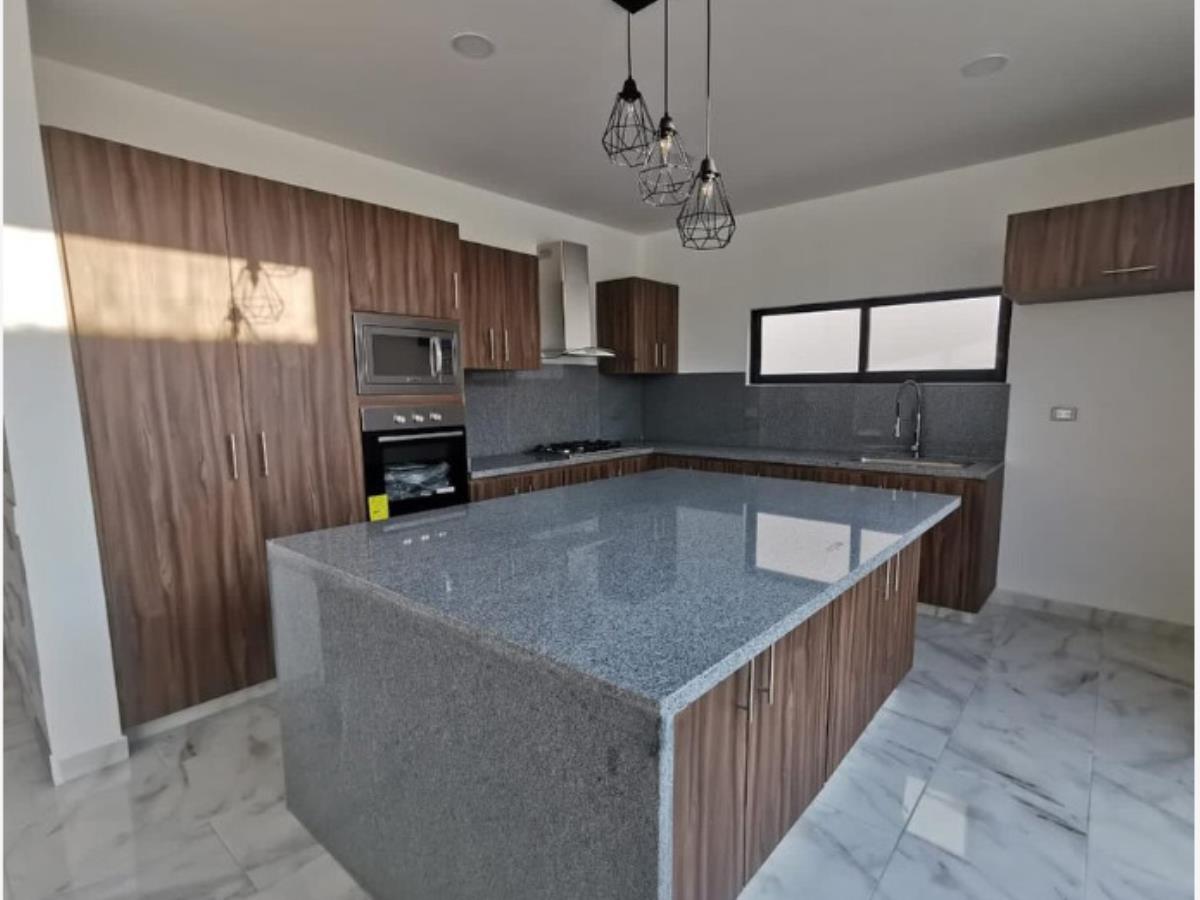 Casa en venta en Zerezotla, San Pedro Cholula — foto 1 de 10
