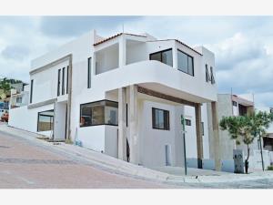 Casa en venta en Pedregal de Schoenstatt, Corregidora, Querétaro Casa en venta en Pedregal de Schoenstatt, Corregidora, Querétaro