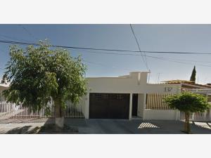 Casa en Colinas del Rio, Aguascalientes, Aguascalientes