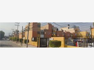 Casa en venta en San Francisco Coacalco, Coacalco de Berriozábal — foto 2 de 4