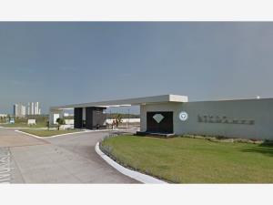 Casa en remate en Las Lomas Residencial, Alvarado, Veracruz de Ignacio de la Llave