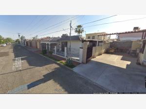 Casa en venta en Las Fuentes, Mexicali — foto 3 de 13