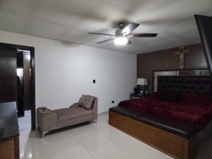 Casa en renta en Los Bosques, Saltillo — foto 3 de 30