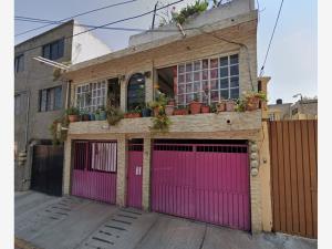 Casa en remate en Santa Cecilia Acatitlan, Tlalnepantla de Baz, México