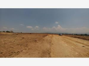 Terreno en venta en Lomas de Atzingo, Cuernavaca, Morelos