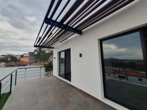 Casa en venta en Burgos Bugambilias, Temixco — foto 3 de 33