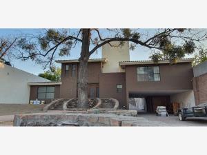 Casa en venta en El Nogalar, Saltillo, Coahuila de Zaragoza