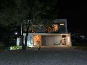 Casa en venta en Arauca, Zapopan — foto 2 de 10