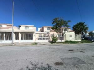 Casa en venta en Santa Fe, Torreón, Coahuila de Zaragoza Casa en venta en Santa Fe, Torreón, Coahuila de Zaragoza