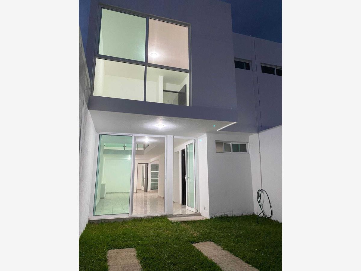 Casa en venta en Bosques de Cuernavaca, Cuernavaca — foto 1 de 19