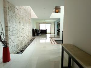 Casa en venta en Jardines de la Alameda, Córdoba — foto 3 de 25
