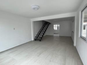 Casa en venta en Jardines de Chapultepec, Tijuana — foto 2 de 11