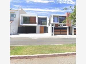 Casa en venta en Jardines de Chapultepec, Tijuana — foto 2 de 11