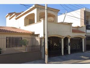 Casa en venta en Jardines del Lago, Mexicali — foto 3 de 4