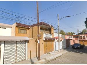 Casa en venta en Villa de las Flores 1a Sección (Unidad Coacalco), Coacalco de Berriozábal — foto 3 de 14
