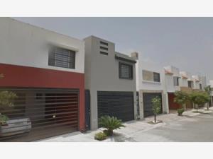 Casa en venta en Cumbres San Agustin, Monterrey — foto 3 de 13