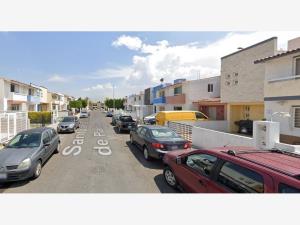 Casa en venta en Santuarios del Cerrito, Corregidora — foto 3 de 4