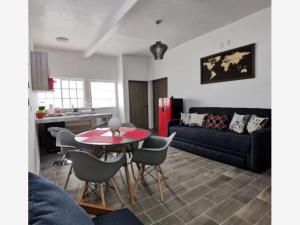 Casa en venta en Jardines de La Cruz 1a. Sección, Guadalajara — foto 3 de 6