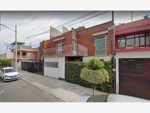 Casa en venta en Constitucion de 1917, Iztapalapa — foto 2 de 13