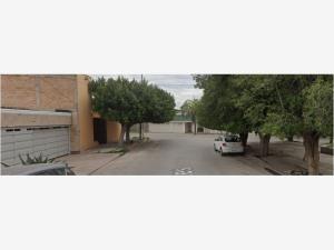 Casa en venta en El Campestre, Gómez Palacio — foto 2 de 4