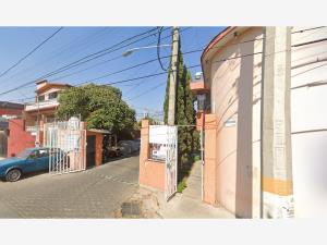 Casa en venta en Bosques de Aragon, Nezahualcóyotl — foto 2 de 6