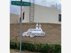 Casa en Provincia de Santa Clara, Chihuahua, Chihuahua