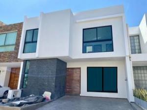 Casa en venta en Residencial San Isidro, Zapopan — foto 2 de 4