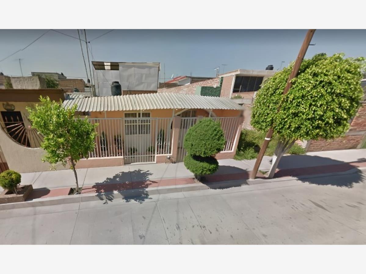Casa en venta en La Carmona, León — foto 1 de 11