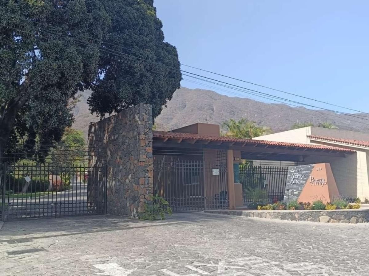 Terreno en venta en Ajijic Centro, Chapala — foto 1 de 10