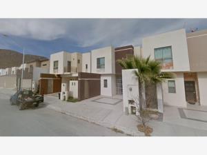 Casa en venta en Portales, Ramos Arizpe — foto 2 de 4