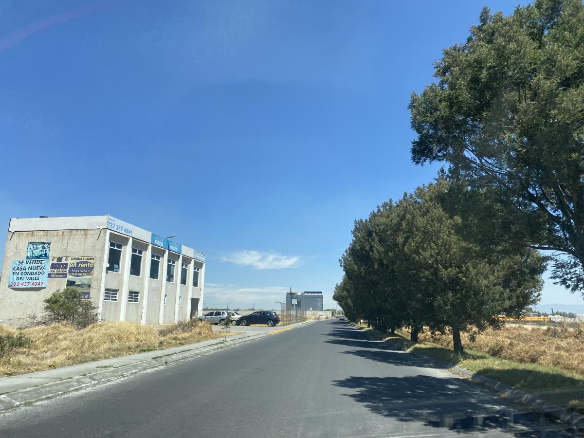 Terreno en venta en San Miguel Totocuitlapilco, Metepec — foto 1 de 5