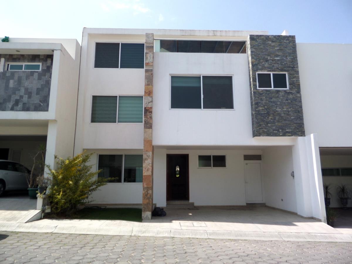 Casa en venta en Bosques de Granada, San Pedro Cholula — foto 1 de 47