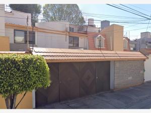 Casa en venta en Colon Echegaray, Naucalpan de Juárez — foto 3 de 10
