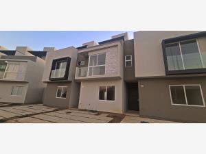 Casa en venta en Valle Imperial, Zapopan, Jalisco