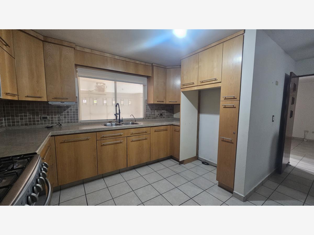 Casa en renta en Los Viñedos, Torreón — foto 1 de 36