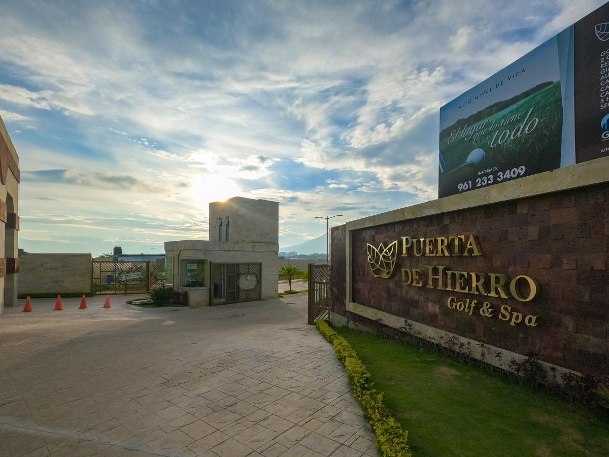 Casa en venta en Club de Golf Campestre, Tuxtla Gutiérrez — foto 1 de 10
