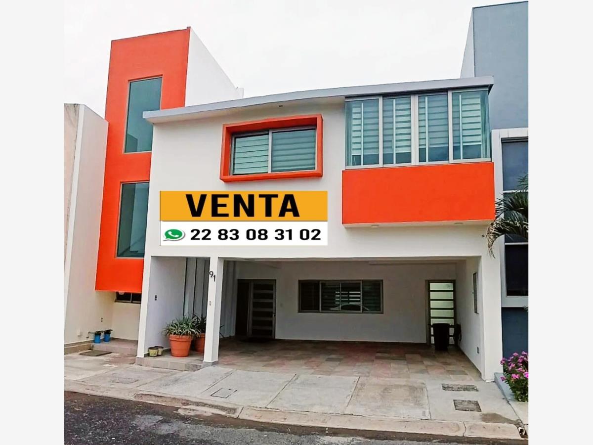 Casa en venta en Lomas del Sol, Alvarado — foto 1 de 39