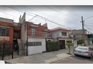 Casa en venta en Constitucion de 1917, Iztapalapa — foto 3 de 13