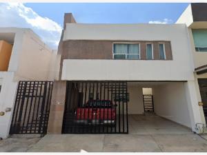 Casa en venta en Cumbres Elite, Monterrey — foto 2 de 8