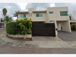 Casa en venta en Cumbres del Lago, Querétaro — foto 2 de 8