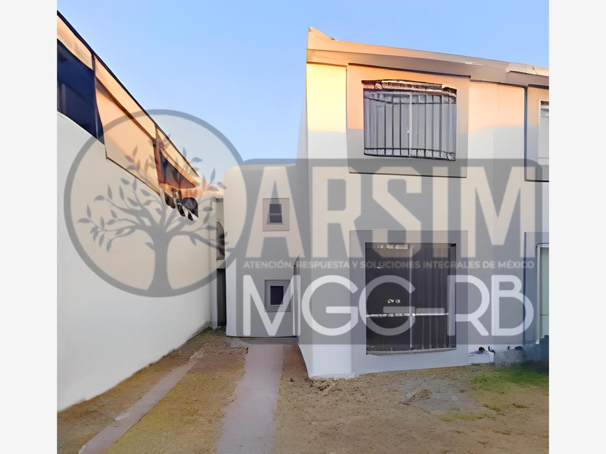 Casa en venta en La Arbolada Plus, Tlajomulco de Zúñiga — foto 1 de 45