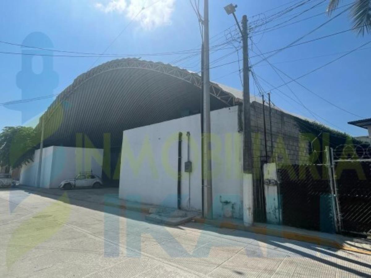 Bodega en renta en Reyes Heroles, Tuxpan — foto 1 de 7