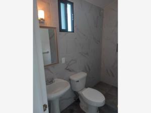 Casa en venta en Hermenegildo Galeana, Cuautla — foto 3 de 16