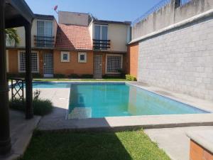 Casa en venta en Hermenegildo Galeana, Cuautla — foto 2 de 16