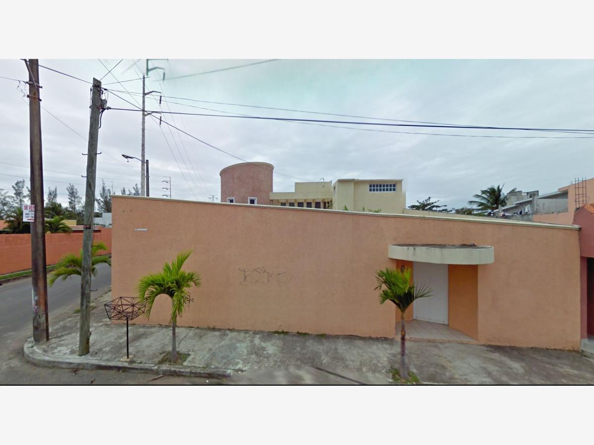 Casa en venta en Graciano Sánchez Romo, Boca del Río — foto 1 de 14