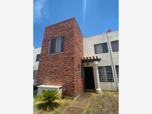 Casa en venta en Hacienda Santa Cruz, Tlajomulco de Zúñiga — foto 2 de 15