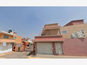 Casa en venta en Real del Bosque, Tultitlán — foto 2 de 16