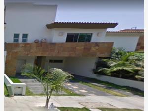 Casa en venta en Residencial Fluvial Vallarta, Puerto Vallarta — foto 2 de 9