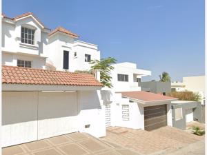 Casa en venta en Colinas de San Miguel, Culiacán — foto 3 de 4