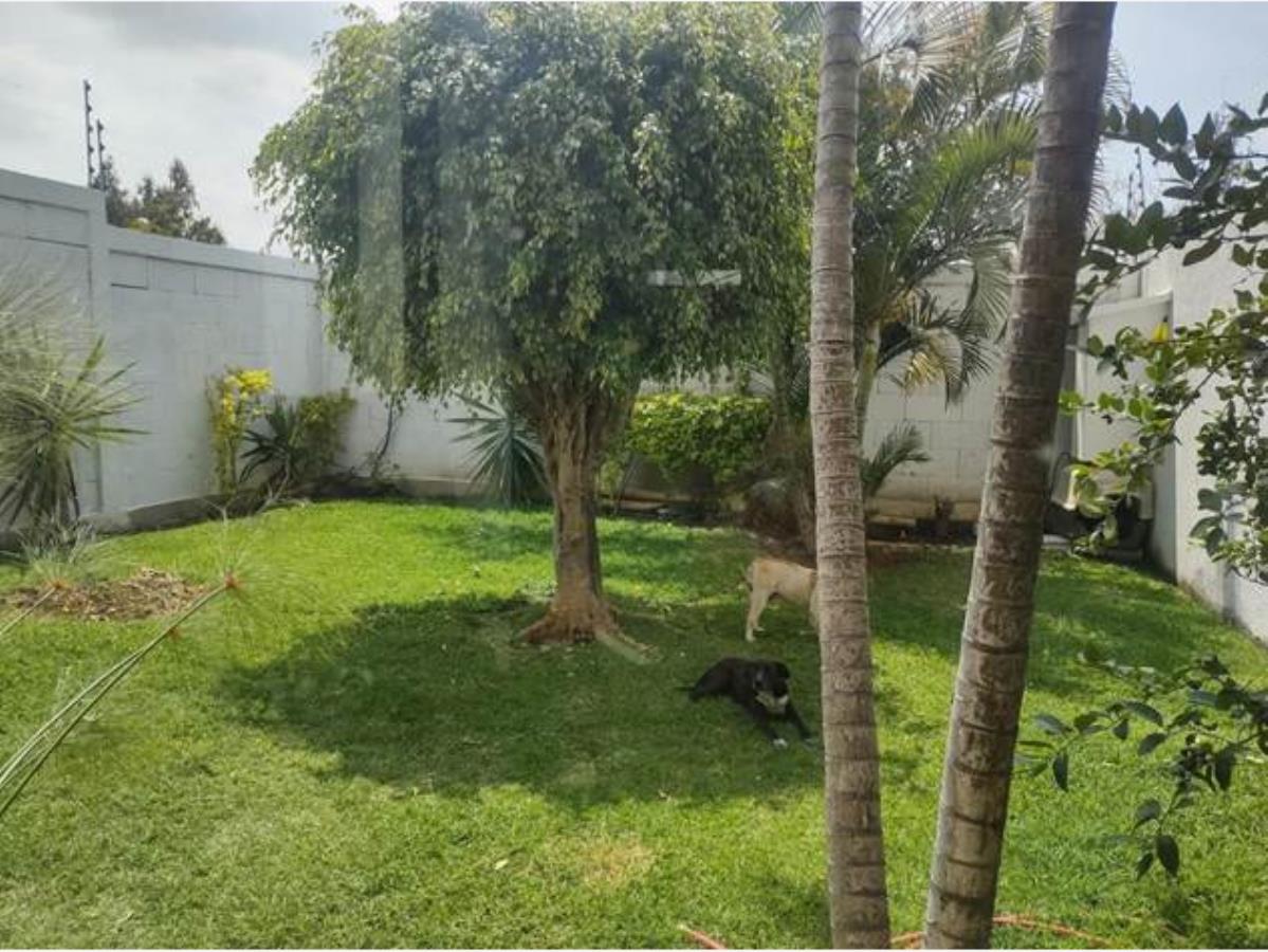 Casa en venta en Lomas de Tzompantle, Cuernavaca — foto 1 de 35